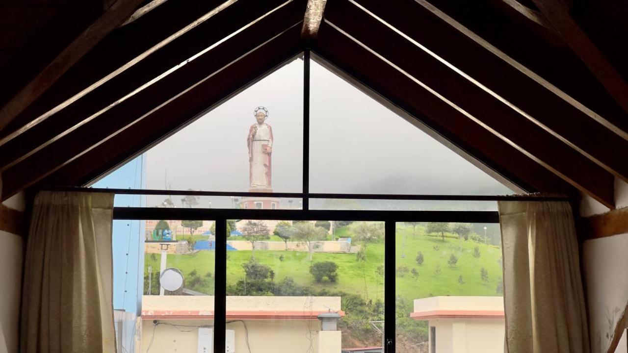 Hotel Noris Alausí Zewnętrze zdjęcie