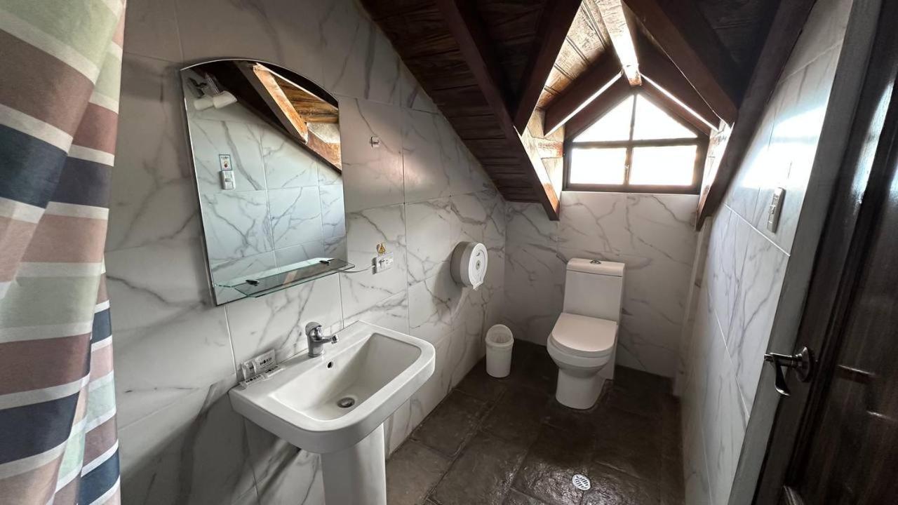 Hotel Noris Alausí Zewnętrze zdjęcie