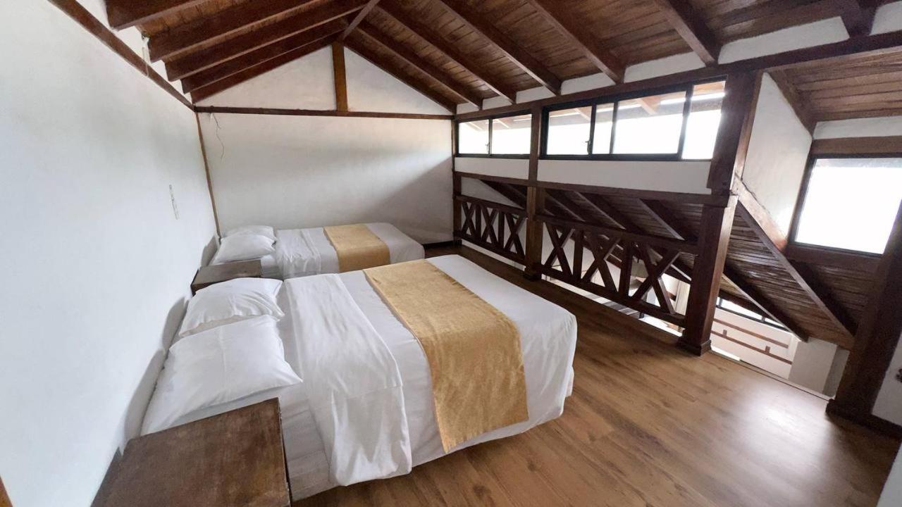Hotel Noris Alausí Zewnętrze zdjęcie