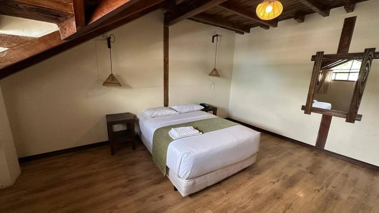 Hotel Noris Alausí Zewnętrze zdjęcie